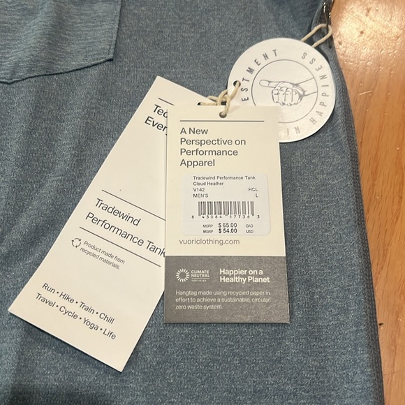 Vuori Tradewind Performance Tank - Picture 2 of 2